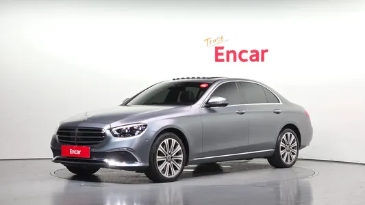Mercedes-Benz E-Class W213 E350 4MATIC 2022