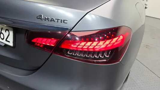 Mercedes-Benz E-Class W213 E350 4MATIC 2022 23