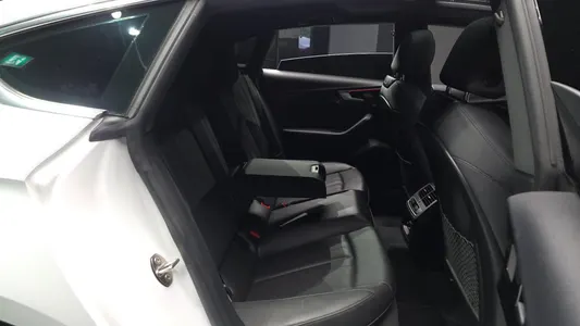 Audi A5 (F5) 40 TDI 2020 12