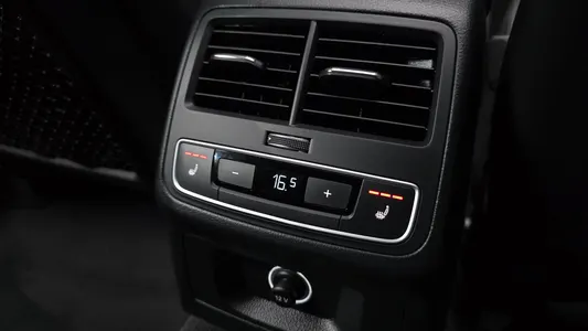 Audi A5 (F5) 40 TDI 2020 32