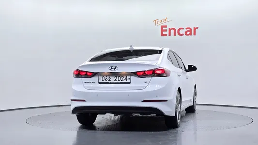 Hyundai AD 1.6 GDI 2018 4