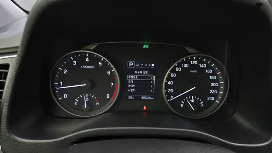 Hyundai AD 1.6 GDI 2018 8