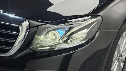 Mercedes-Benz E-Class W213 E300 4MATIC 2018 22