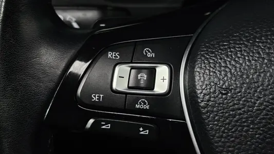 Volkswagen 2 2.0 TDI 4 2018 12