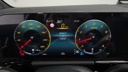 Mercedes-Benz GLA-Class H247 GLA250 4MATIC 2023 8