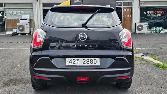 KG Mobility Tivoli LX 2WD 2015 6