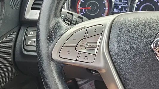 KG Mobility Tivoli LX 2WD 2015 14