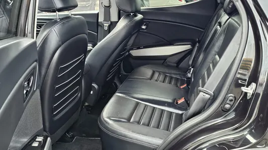 KG Mobility Tivoli LX 2WD 2015 10