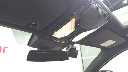 BMW 3 Series (G20) 320i M 2024 17