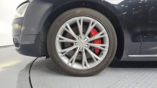 Audi A8 4.2 FSI RSE 2010 5