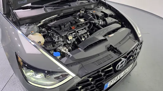 Hyundai (DN8) 1.6 2022 6
