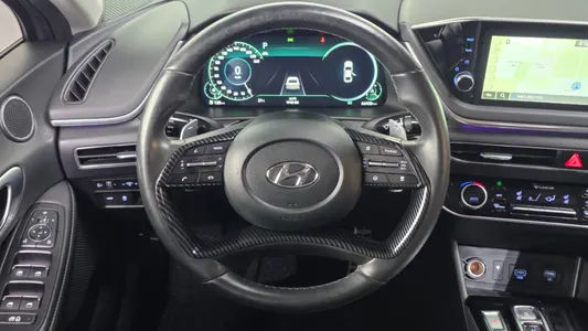 Hyundai (DN8) 1.6 2022 13