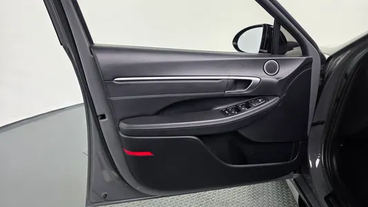 Hyundai (DN8) 1.6 2022 24