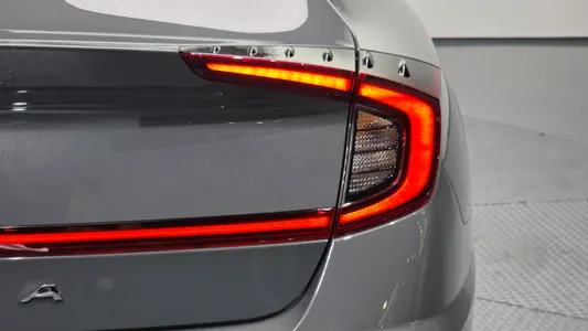 Hyundai (DN8) 1.6 2022 23