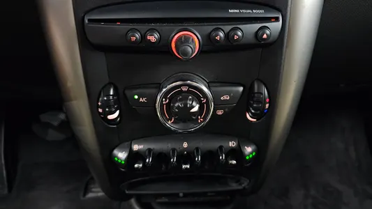 MINI D 2013 18