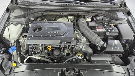 Hyundai AD 1.6 e-VGT 2015 6