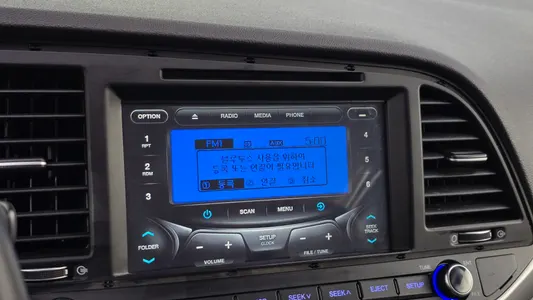 Hyundai AD 1.6 e-VGT 2015 13