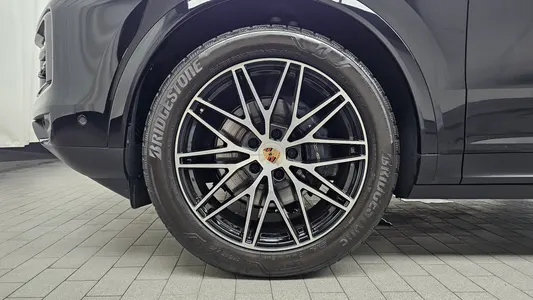 Porsche (PO536) 3.0 2025 4