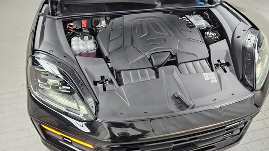 Porsche (PO536) 3.0 2025 5