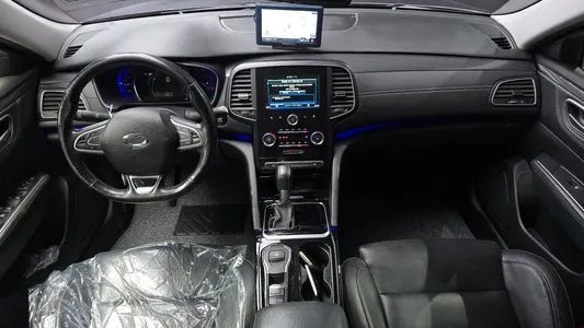 Renault Korea SM6 2.0 LPe LE () 2017 7