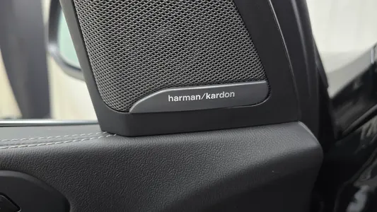 BMW X7 (G07) xDrive 40i M 7 2026 36