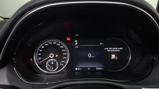 Genesis GV70 2.5T AWD 2023 8