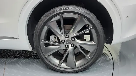 Genesis GV70 2.5T AWD 2023 22