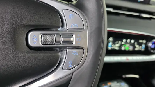 Genesis GV70 2.5T AWD 2023 28