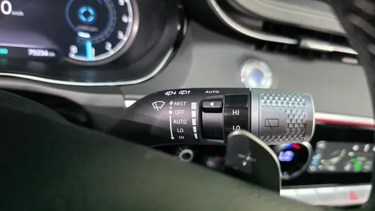 Genesis GV70 2.5T AWD 2023 30