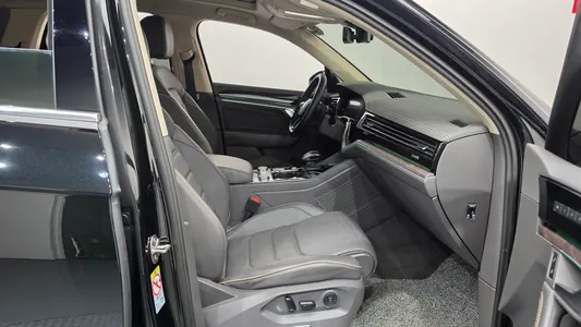 Volkswagen 3 3.0 TDI 2023 26