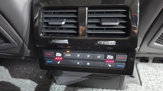 Volkswagen 3 3.0 TDI 2023 32