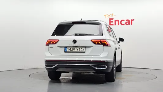 Volkswagen 티구안 올스페이스 2.0 TSI 2023 4