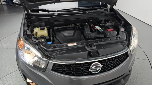 KG Mobility C 2.0 CVT 2WD 2014 6
