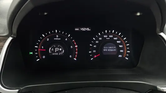 KG Mobility C 2.0 CVT 2WD 2014 8
