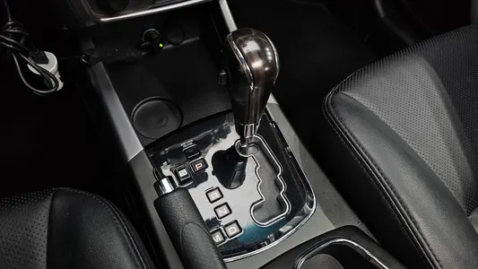 KG Mobility C 2.0 CVT 2WD 2014 9