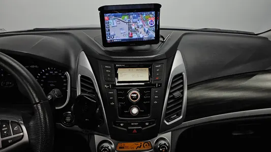 KG Mobility C 2.0 CVT 2WD 2014 14
