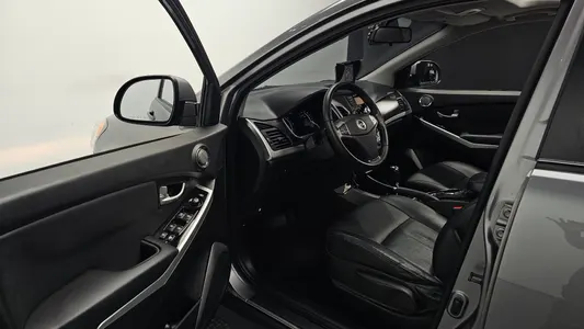 KG Mobility C 2.0 CVT 2WD 2014 10