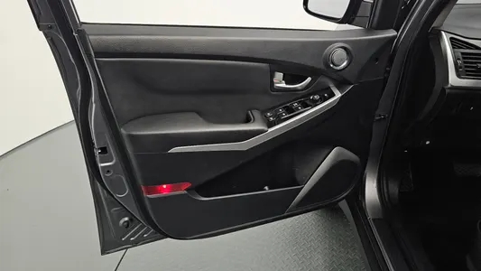 KG Mobility C 2.0 CVT 2WD 2014 24