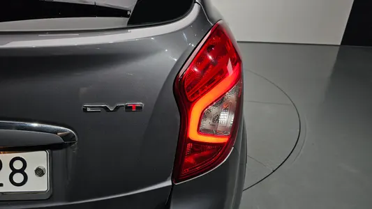 KG Mobility C 2.0 CVT 2WD 2014 23