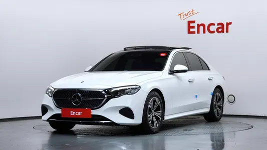 Mercedes-Benz E-Class W214 E200 2024