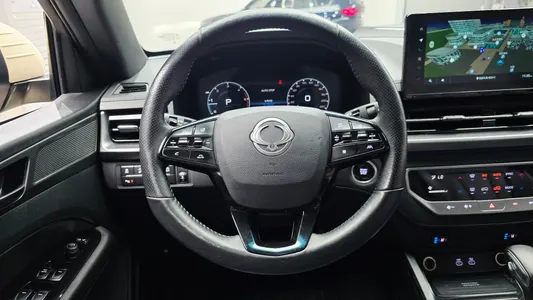KG Mobility 렉스턴 스포츠 칸 2.2 4WD 2023 15