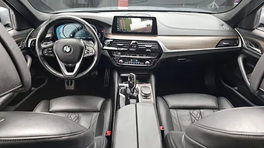 BMW 5 Series (G30) 530i xDrive M 2018 6