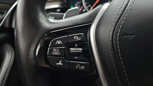BMW 5 Series (G30) 530i xDrive M 2018 27