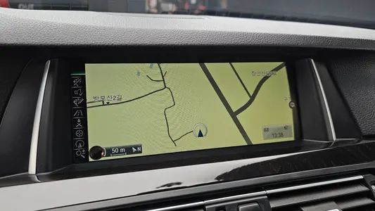 BMW 5 Series (F10) 528i xDrive M 2016 13