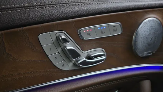 Mercedes-Benz E-Class W213 E300 4MATIC 2019 27