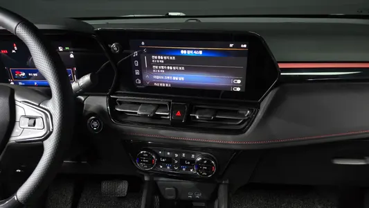 Chevrolet 트레일블레이저 1.3 2WD 2023 13