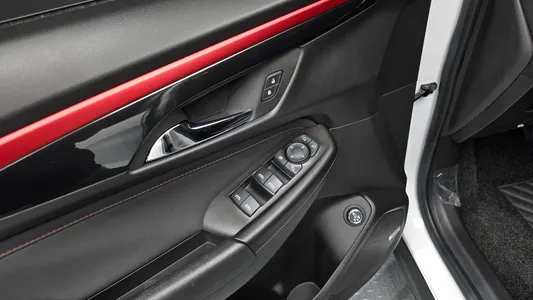 Chevrolet 트레일블레이저 1.3 2WD 2023 19