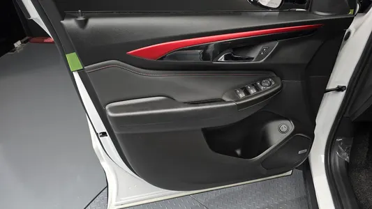Chevrolet 트레일블레이저 1.3 2WD 2023 24