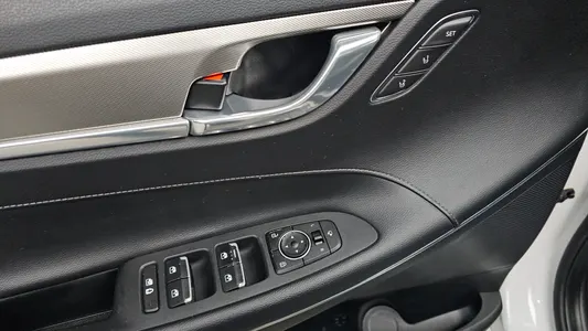 Hyundai IG 3.3 2020 13