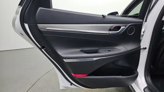 Hyundai IG 3.3 2020 25